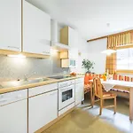 Kristemoarhof مزرعة للإقامة